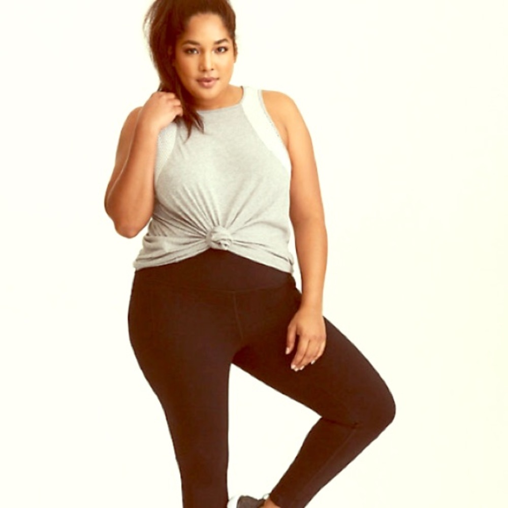 TORRID ACTIVE - MESH INSET TANK TOP